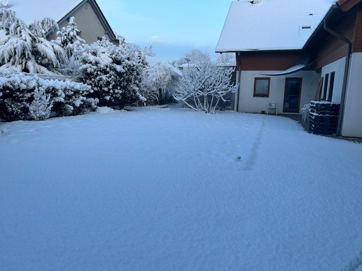 Pension Zum Paradies Harthausen  外观 照片