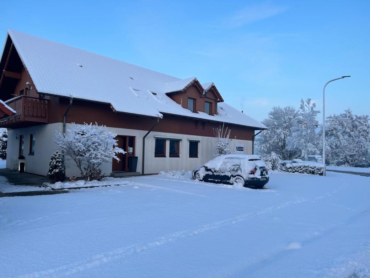Pension Zum Paradies Harthausen  外观 照片