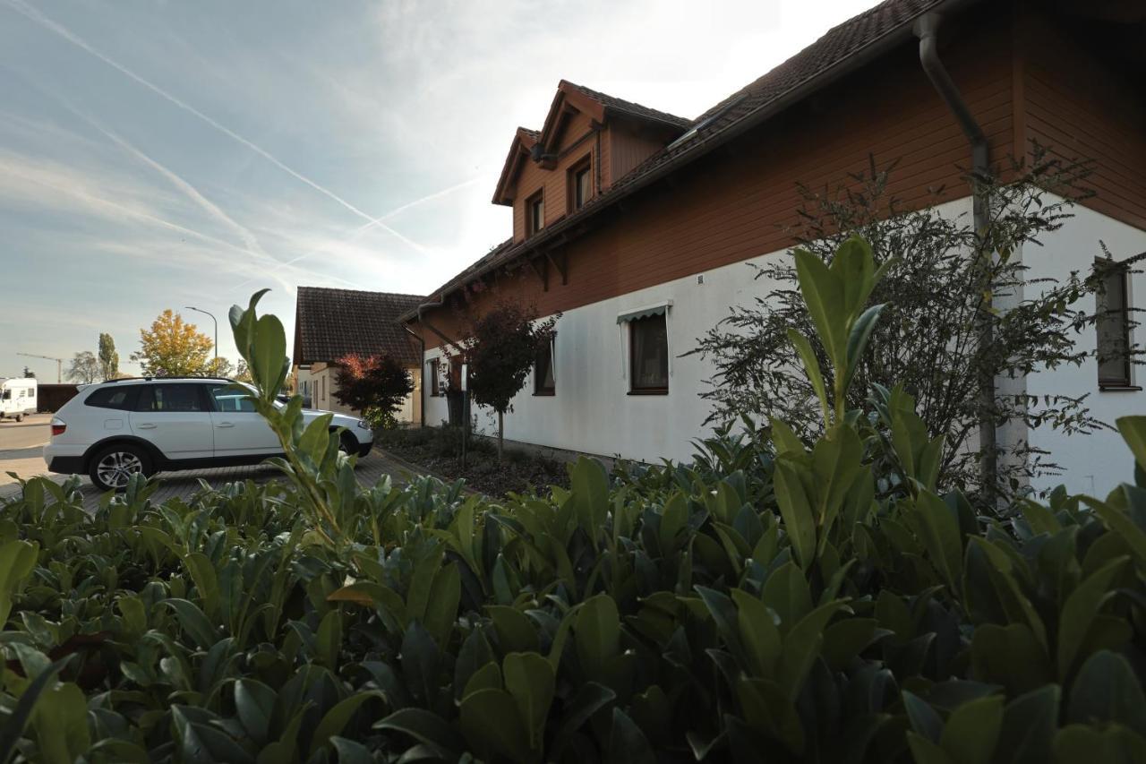 Pension Zum Paradies Harthausen  外观 照片
